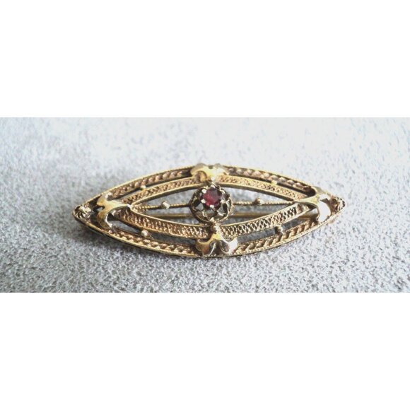 Vintage VICTORIAN 14K GOLD & RUBY Red Stone BROOCH Ornate Etruscan Revival 1.5" - Picture 1 of 8